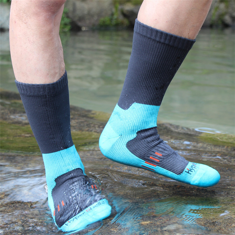 2PCS Breathable Waterproof Soc - Outdoor Camping Hiking ulasan dan harga